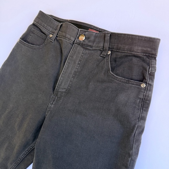 Woman’s Lee Brand Black Denim Jeans Size 14M - Picture 2 of 6